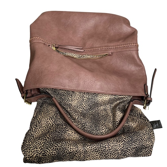 NEW Medium Chocolate Brown Large Hobo Style Silhouette Gold Accents 13”x5.5”x14” - Picture 7 of 11